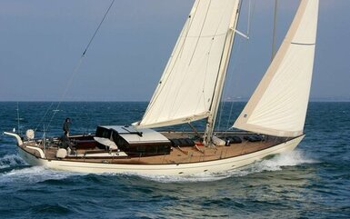 Modern - Classique S/Y Atao 82'